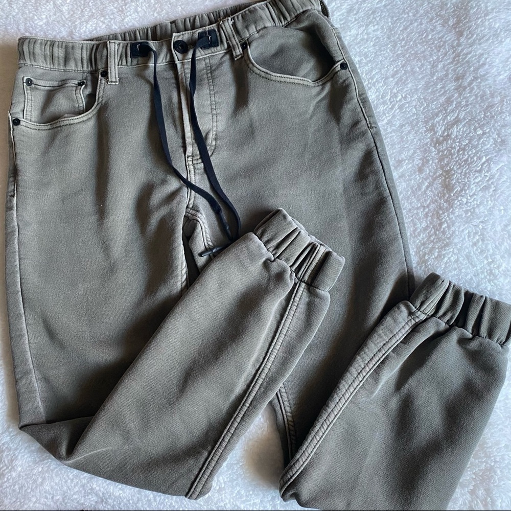 Mens bullhead skinny joggers